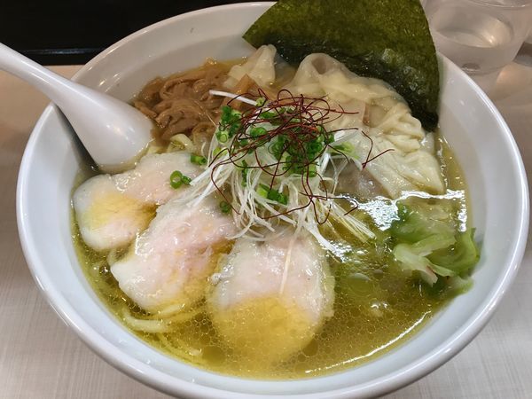 「塩ワンタン麺」@桜台らぁ麺 美志満の写真