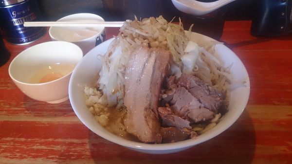 「小ラーメン700円+生卵50円」@ラーメン二郎 会津若松駅前店の写真