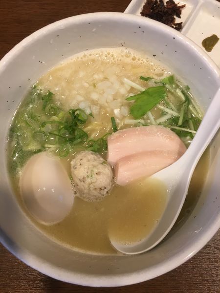 「味玉.鶏SOBA塩」@らーめん 銀杏 亀有店の写真