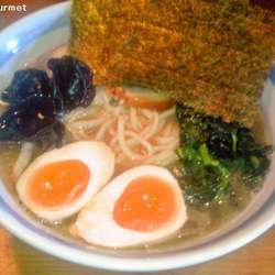 特製ラーメン (800円)