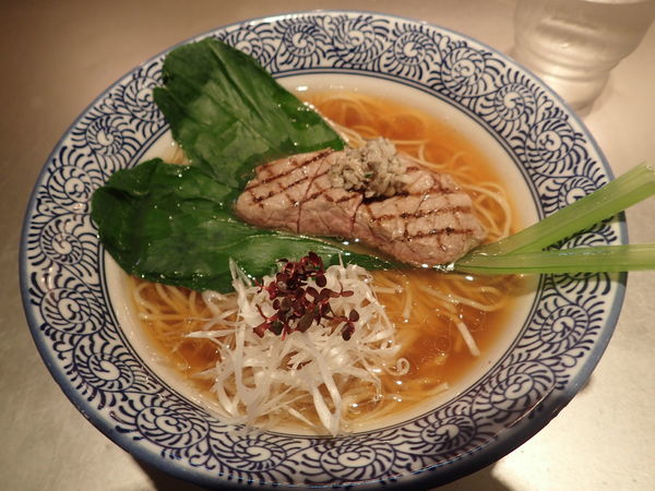 「牛がモーモーゴーゴゴーらーめん　1000円」@豚骨一燈の写真