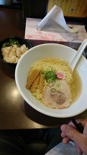 「鯛出汁ラーメン500円7周年記念大盛り120円」@麺や 雄の写真