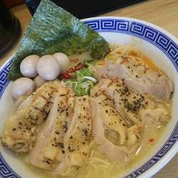 なかじゅう亭×景勝軒  特製鶏白湯  980円