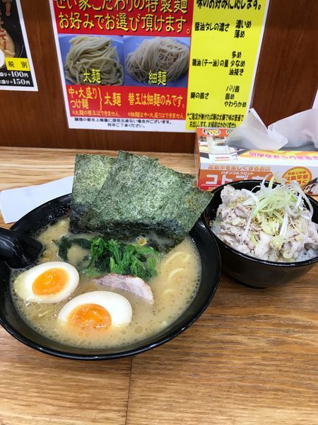 「豚丼セット、トッピング玉子」@らーめん せい家 高島平店の写真