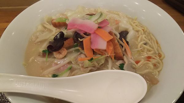 「ちゃんぽん+麺2倍(無料)+きくらげトッピング(100円)」@長崎ちゃんぽん リンガーハット 足立西新井店の写真