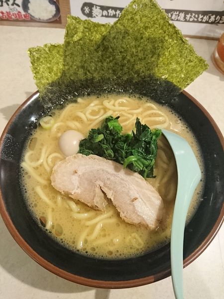 「ラーメン 680円」@横浜家系ラーメン 稲田家 深谷店の写真