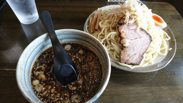 「黒つけ麺　870円」@麺屋はじめの写真