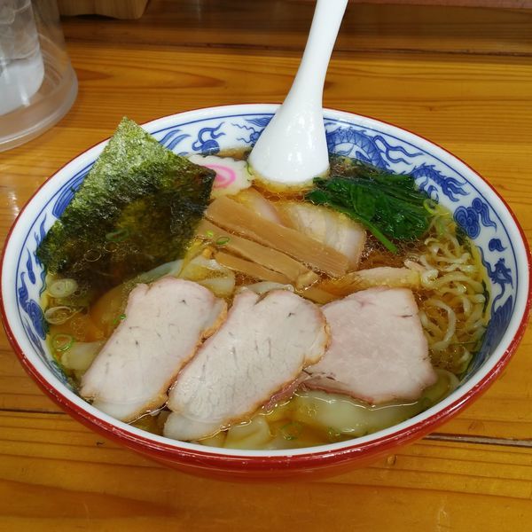 「焼豚ワンタン麺」@とら食堂の写真