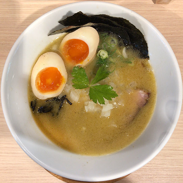 「こいIINO全部入り（塩煮干）＋低糖質麺」@RAMEN CAFE de IINOの写真