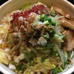 ジローラモ ちょい悪まぜそば 920円