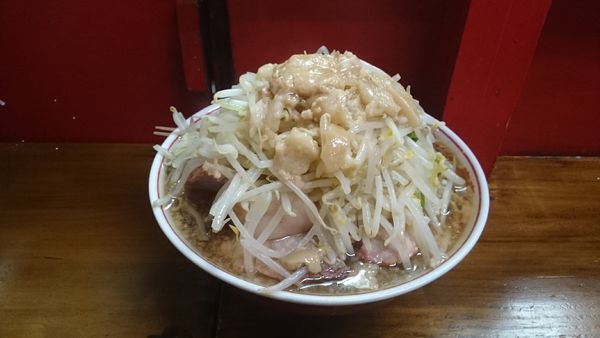 「大豚W(ヤサイアブラ)￥１１８０」@ザ・ラーメンスモールアックスの写真
