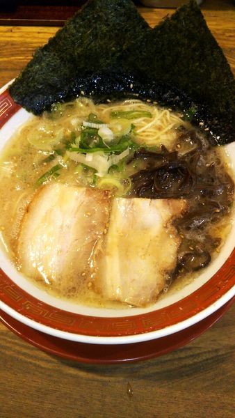 「白　590円」@博多ラーメン いち福の写真