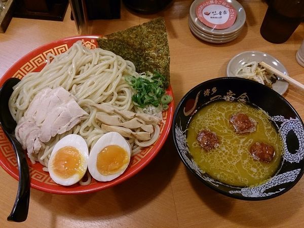 「味玉 博多水炊き鶏つけ麵 300g」@博多一幸舎 池袋東口店の写真