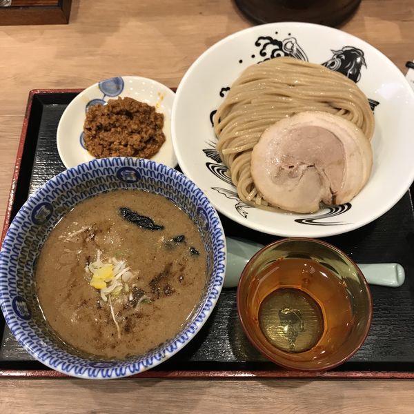 「辛味 濃厚つけ麺」@日本の中華そば富田 成田空港店の写真