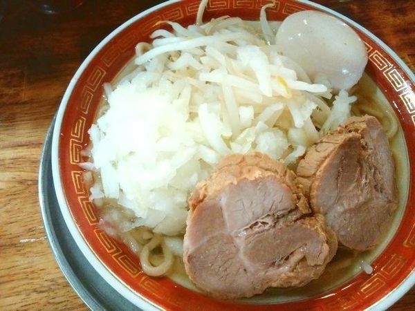 「小ラーメン（タマネギ）＋味玉」@麺でる 多摩センター店の写真