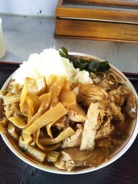 「チャーシュー麺 800円＋やくみ 100円＋メンマ 100円」@福のじの写真