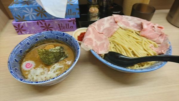 「辛つけめん 大盛(あつもり)＋チャーシュー」@狼煙 大宮店の写真