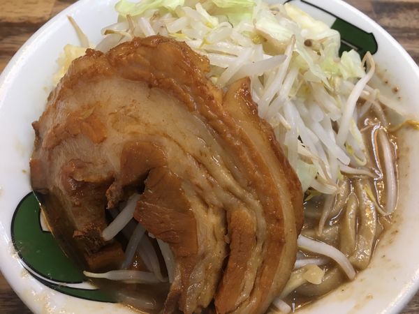 「雷そば［濃厚 中盛り］」@雷 北松戸本店の写真