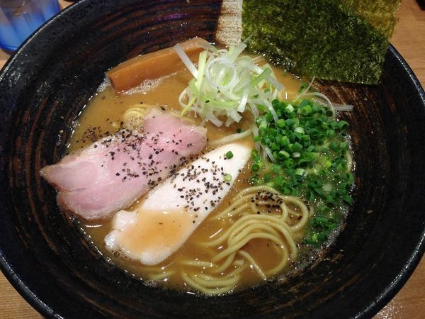 「濃厚中華そば」@中華そば 蓮の写真