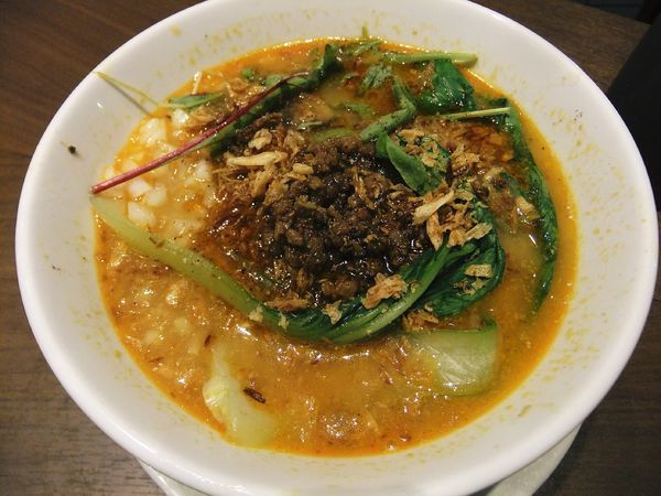 「四川風担々麺（880円）」@NOODLE CAFE SAMURAIの写真