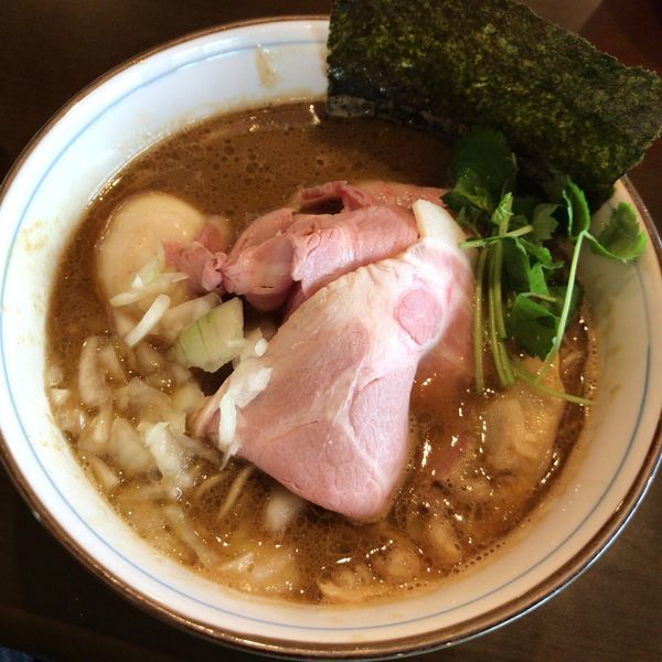 「【限定】煮干し豚骨そば 850円」@中華そば 四つ葉の写真