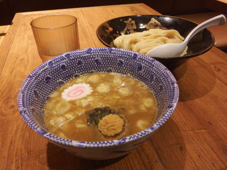 「つけめん（小盛）」@六厘舎 大崎店の写真