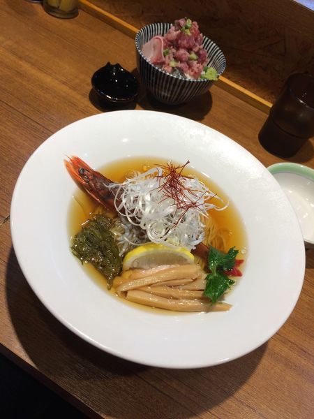 「天使の海老とイクラの冷しそば（限定）」@寿製麺よしかわ 川越店の写真