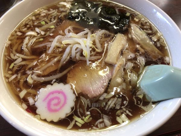 「手打ちラーメン650円」@きせん食堂の写真