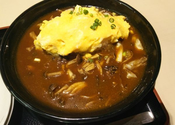 「【秋限定】きのこオムカレー　750円」@お食事処 ごちそう屋 松戸店の写真