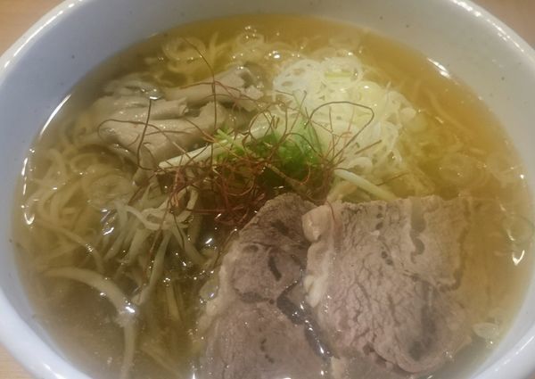 「牛ほほ肉そば（冷）」@肉そば 鶏中華 最上川の写真