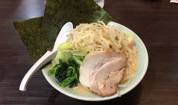 「野菜ラーメン」@横浜家系ラーメン 魂心家 青葉台店の写真