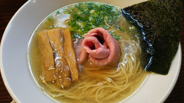 「塩らーめん」@らーめん 本竈の写真