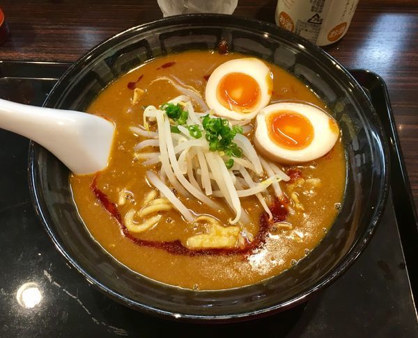 「濃厚うまこく2辛+味玉」@カレーハウスCoCo壱番屋 京急追浜駅前店の写真