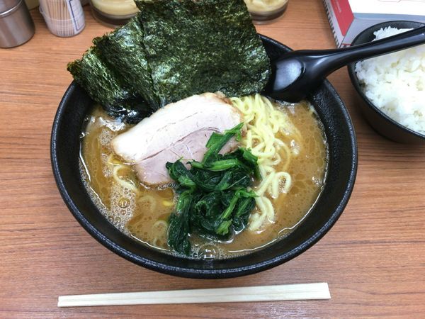 「ラーメン (中)」@横浜らーめん 若武者の写真