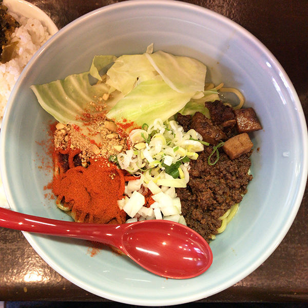 「Aセット（汁なし担タン麺 並・半ライス）＋温玉」@辛麺処  満天の写真