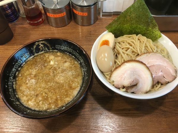 「特製背脂煮干つけ麺／￥1,050」@背脂煮干 丸め 新所沢店の写真