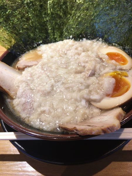 「SHOCKラーメン全部のせ」@横浜家系ラーメン 辻田家 小山本店の写真