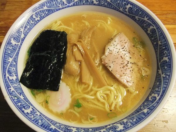 「中華そば（730円）」@中華そば 青葉 八王子店の写真