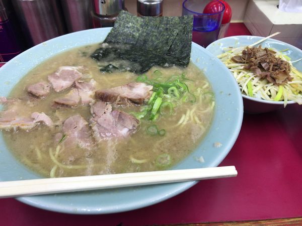 「チャーシューメン ネギ丼」@ラーメンショップ 牛久結束店の写真