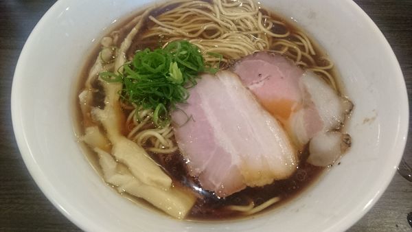 「醤油ラーメン」@かしわぎの写真