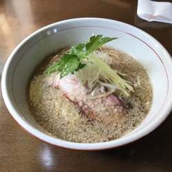 背脂地鶏中華そば