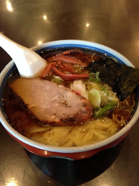 「ワンタン麺」@蓬来軒 本店の写真