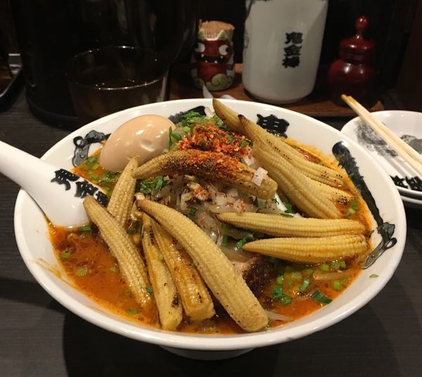 「カラシビ味噌らー麺 カラ増しシビ増し コーン 味玉 炒めもやし」@カラシビ味噌らー麺 鬼金棒の写真