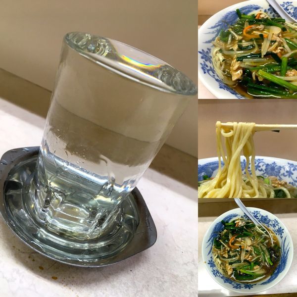 「日本酒（飛鳥誉）＋韮ラーメン」@岐阜屋の写真