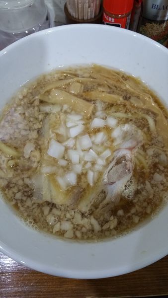 「背脂中華そば」@新潟発祥 なおじ 御茶ノ水店の写真