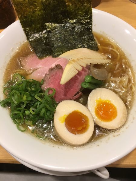 「煮干醤油SOBA(並) + 味玉」@銀座 篝の写真