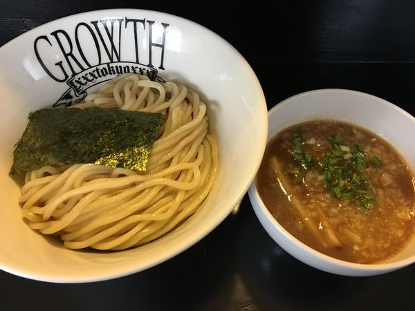 「つけ麺 中 770円 玉ねぎ増し 50円」@麺処GROWTHの写真