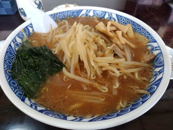 「味噌ラーメン(並盛・180g)650円」@わたりやの写真