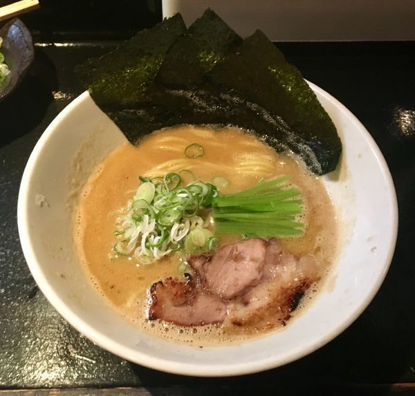 「家系ラーメン【限定】」@麺s慶の写真