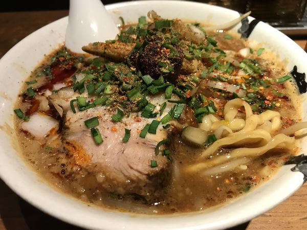 「濃厚カラシビ味噌ら〜麺 850円」@カラシビ味噌らー麺・つけ麺 神田本店の写真